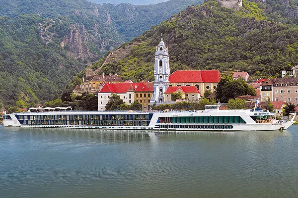 AmaBella, a AmaWaterways cruise ship