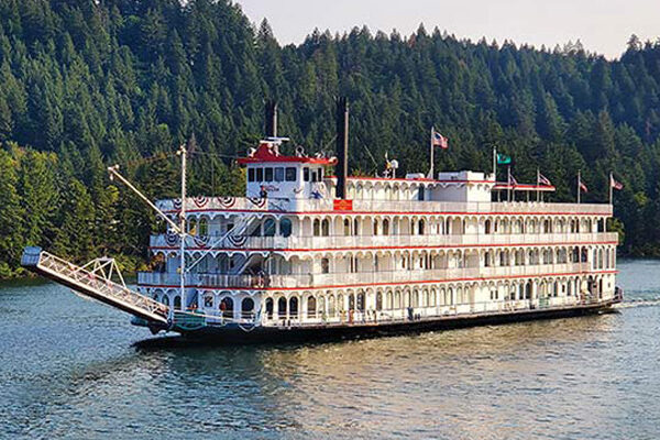 American West, a American Cruise Line cruise ship