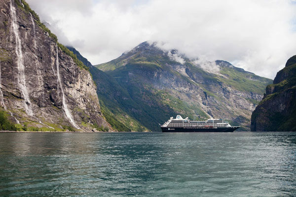 Azamara Journey, a Azamara cruise ship