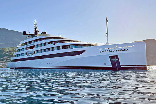 Emerald Sakara, a Emerald Cruises cruise ship