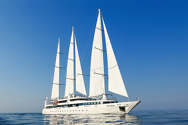 Le Ponant, a Ponant  cruise ship