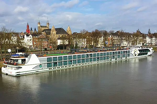 ms Grace, a Tauck cruise ship