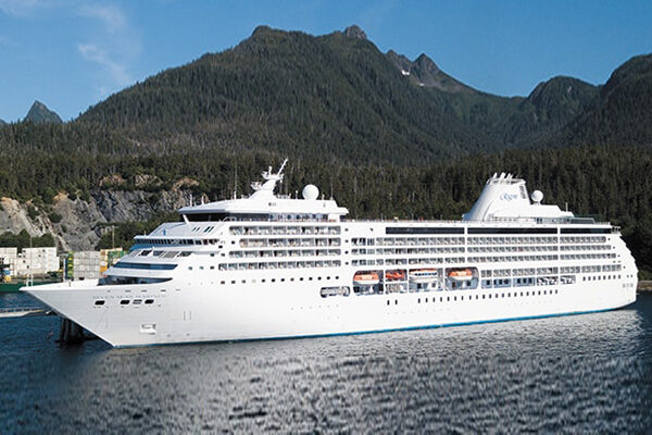 Seven Seas Mariner, a Regent Seven Seas  cruise ship