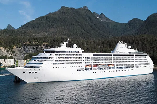 Seven Seas Mariner, a Regent Seven Seas  cruise ship