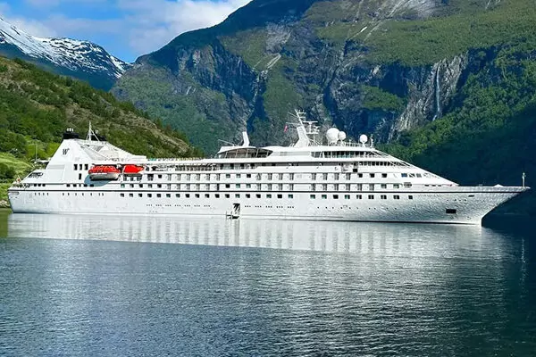 Star Legend, a Tauck cruise ship