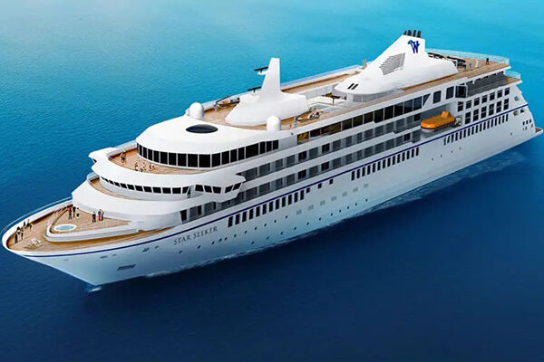 Star Seeker, a Windstar cruise ship